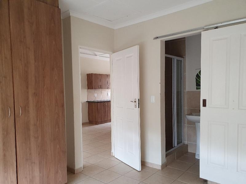 To Let 2 Bedroom Property for Rent in Kingswood Eastern Cape